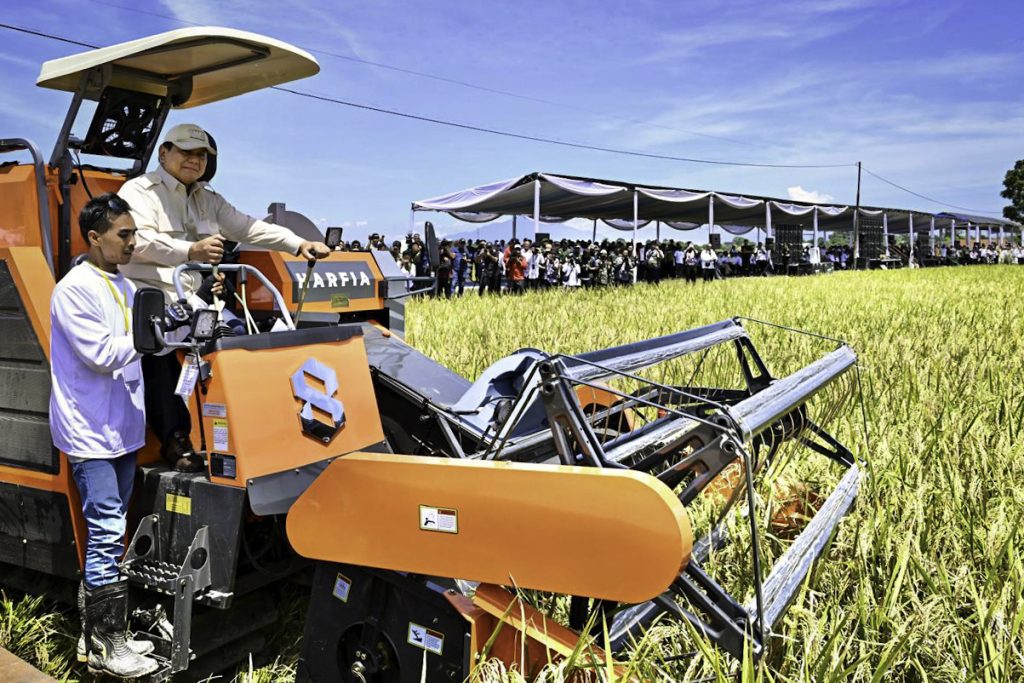 Presiden Prabowo menghadiri Panen Raya Serentak di Majalengka, Jawa Barat. Senin, 7 April 2025. (Foto: BPMI Setpres/Setkab.go.id)